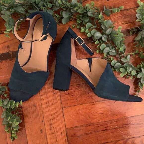 Franco Sarto Blue “Gayle” Heels - Picture 5 of 8